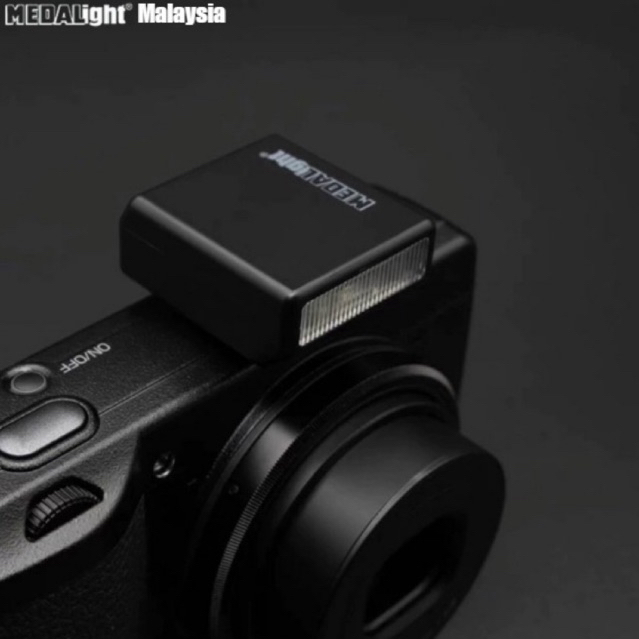 New Medalight F1S Mini Camera Flash (SONY ZV1/ZVE10 flash / Ricoh GR III / GR IIIX)