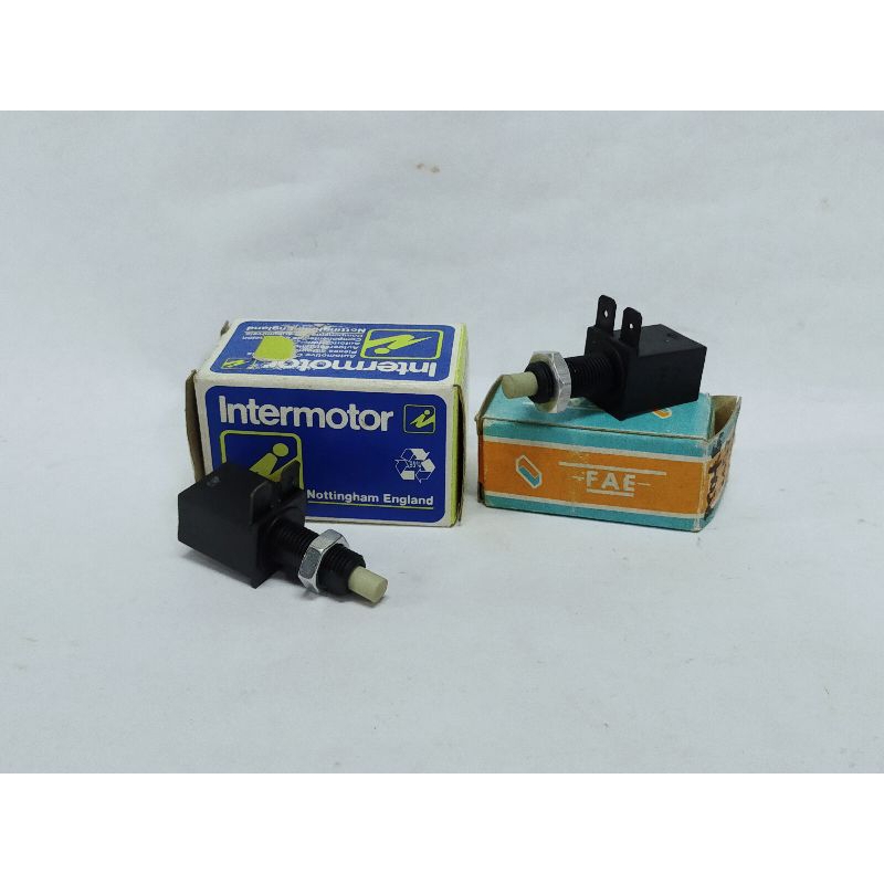 PEUGEOT 205 504 505 สวิตช์ไฟเบรค