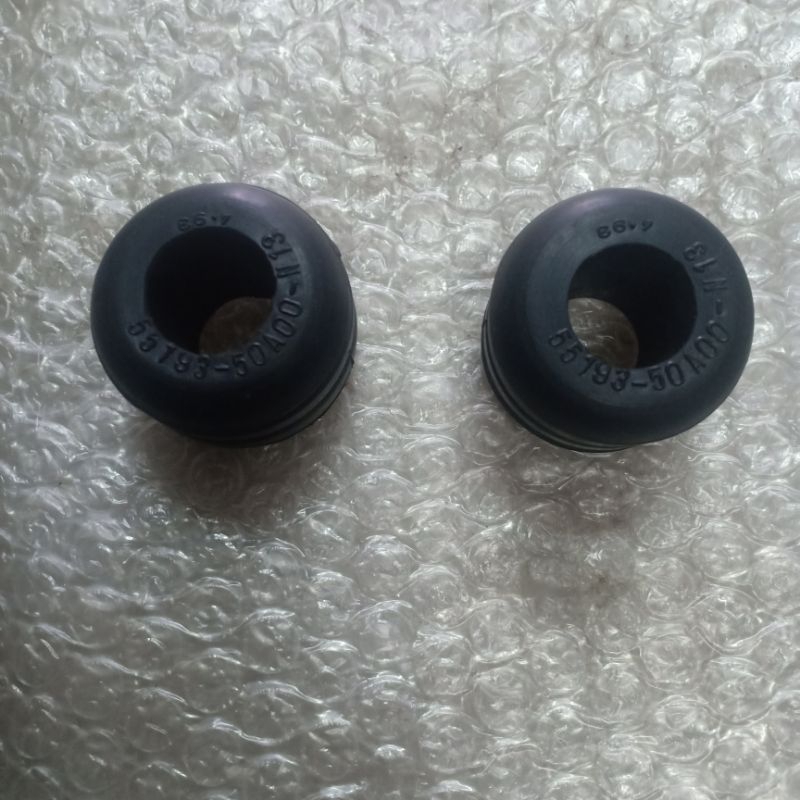 NISSAN SENTRA N13 STABILIZAR BUSH (55193-50A00-N13) 2PC