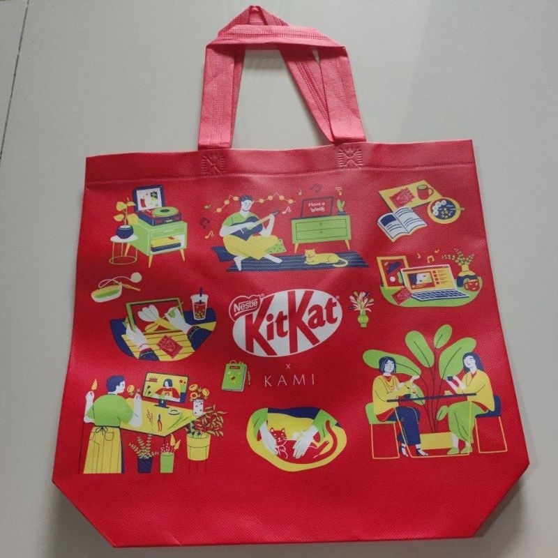 กระเป๋าช้อปปิ้ง Nestle KitKat รุ่นลิมิเต็ด พร้อมเคลือบด้าน ออกแบบโดย KAMI