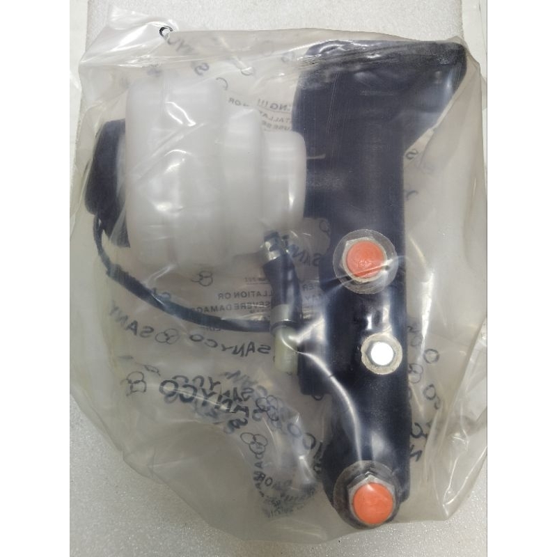 TOYOTA LAND CRUISER PARADO 2.4 LJ79 3.4 BJ75 (23.8mm)
ปั๊มหลักเบรก (47201-60420)