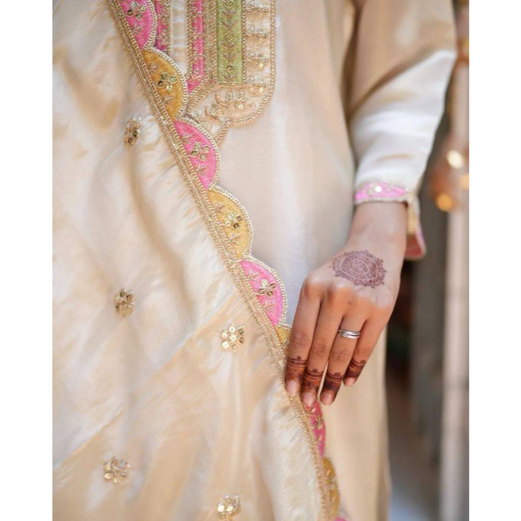 S - 4XL MVITA LIVING Designer เย็บปักถักร้อยทํางานเหนียว Chanderri Full Lining Kurtis กางเกงและ Duptata ชุดผู้หญิง