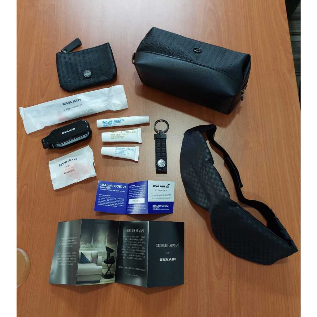 แบรนด์ ใหม่!!! Eva Air Business Class Amenity Kit พร้อม Giorgio Armani และ Malin+Goetz 2024