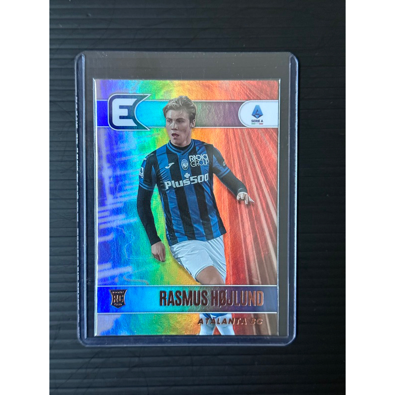 2022-23 Panini Chronicles Essentials Rasmus Hojlund RC 157 Atalanta RC แมนเชสเตอร์ ยูไนเต็ด