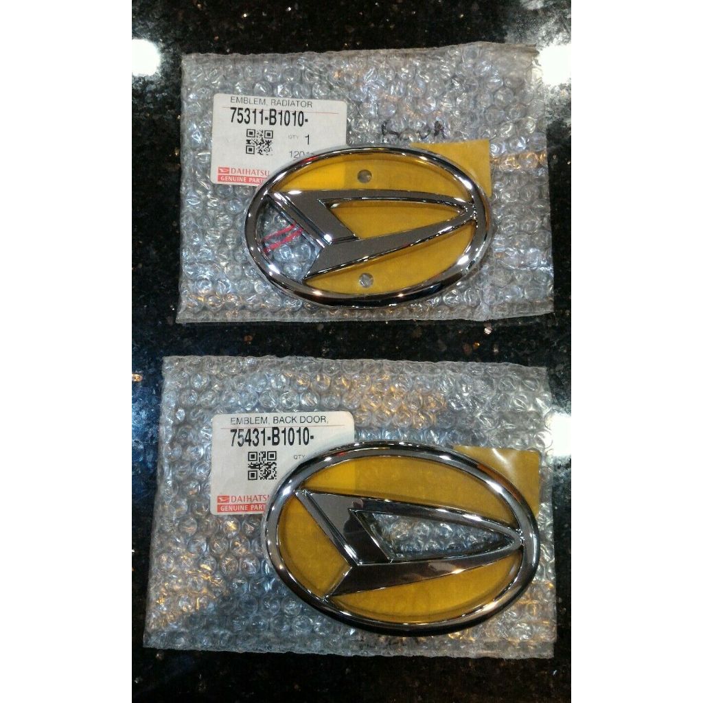 DAIHATSU BOON FRONT BONNET EMBLEM และประตูหลัง EMBLEM 75311-B1010 75431-B1010