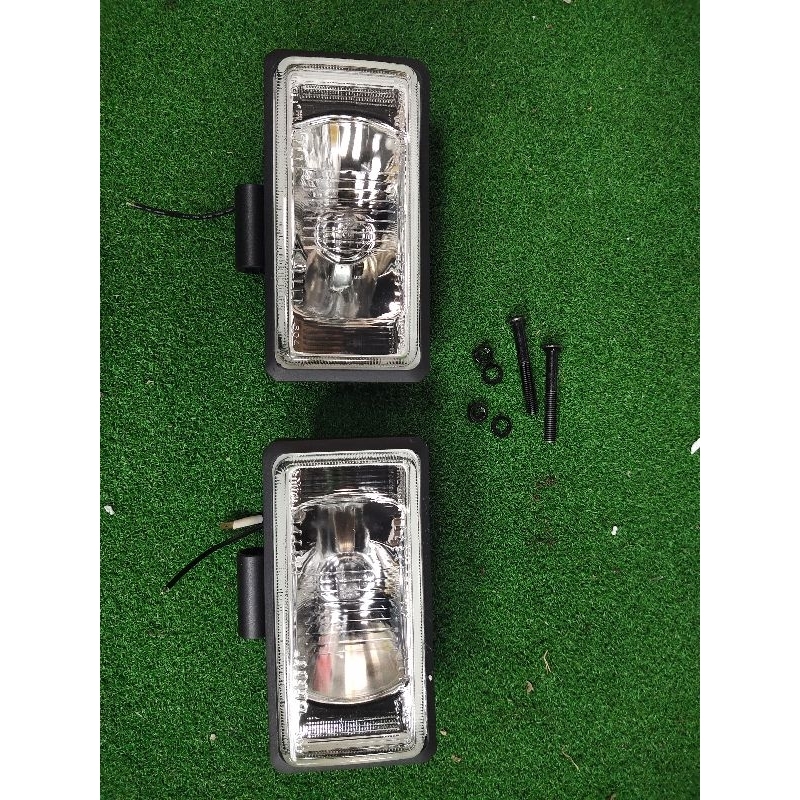 BMW E30 3 ชุด SEDAN COUPE MTECH 1 หลอดหมอกพร้อมหลอดไฟ (แก้ว)