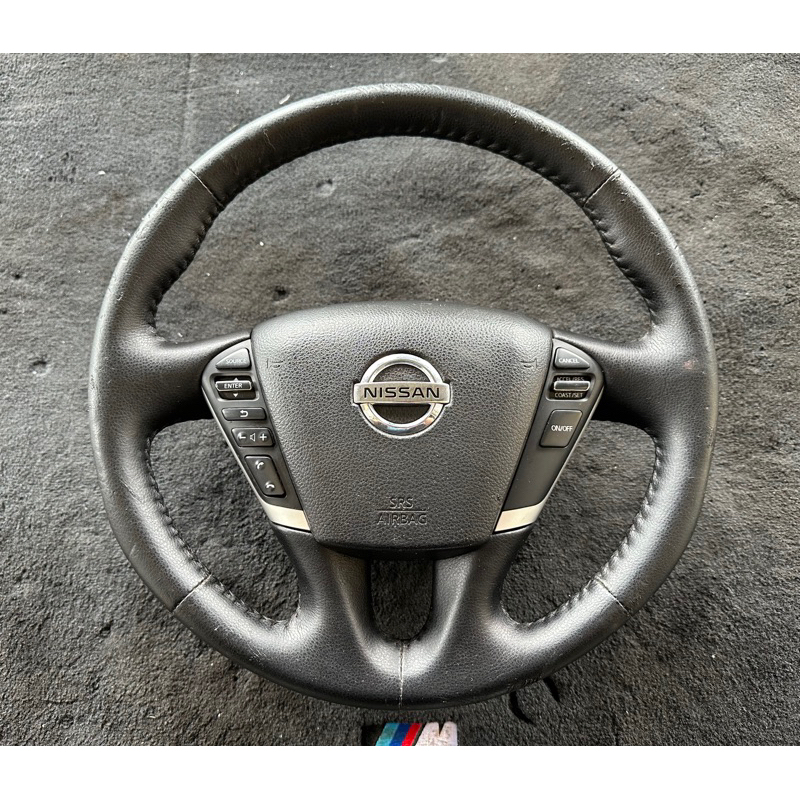 Nissan Elgrand E52 2010-2014 Facelift NFL มัลติฟังก์ชั่นพวงมาลัย