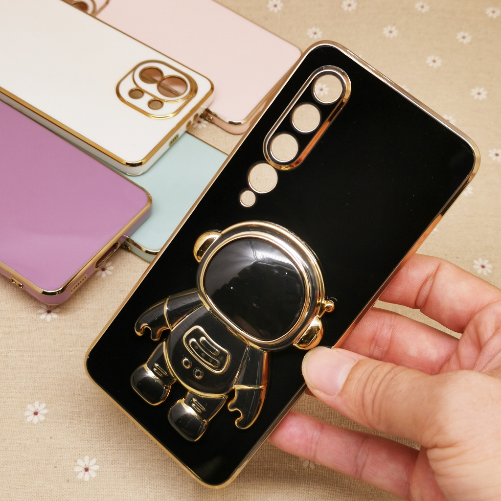 โทรศัพท์มือถือสําหรับ Xiaomi Mi 10T Mi 10T Pro Mi 10 Mi 10 Pro น่ารัก Spaceman Stand Gold ฝาครอบปลอก