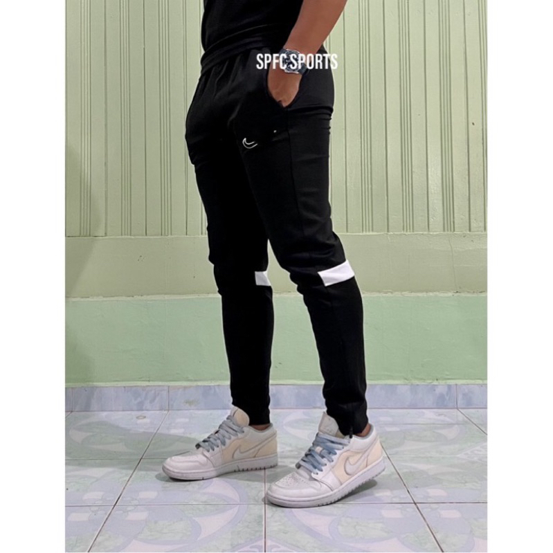 Seluar VIRAL SELUAR TREK academy 2021 zip LEG zipper kaki tracksuit กีฬากางเกง unisex ผู้ชายผู้หญิง slimfit ยืด