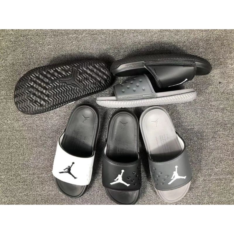 Jordan Play Slide รองเท้าแตะคู่สําหรับผู้ชายและผู้หญิง