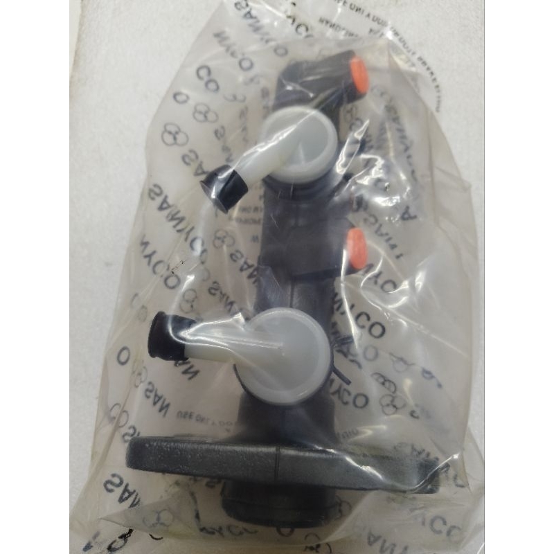 TOYOTA KM36,YM35,CM35,CM36 ปั๊มหลักเบรค (4721-277220)
