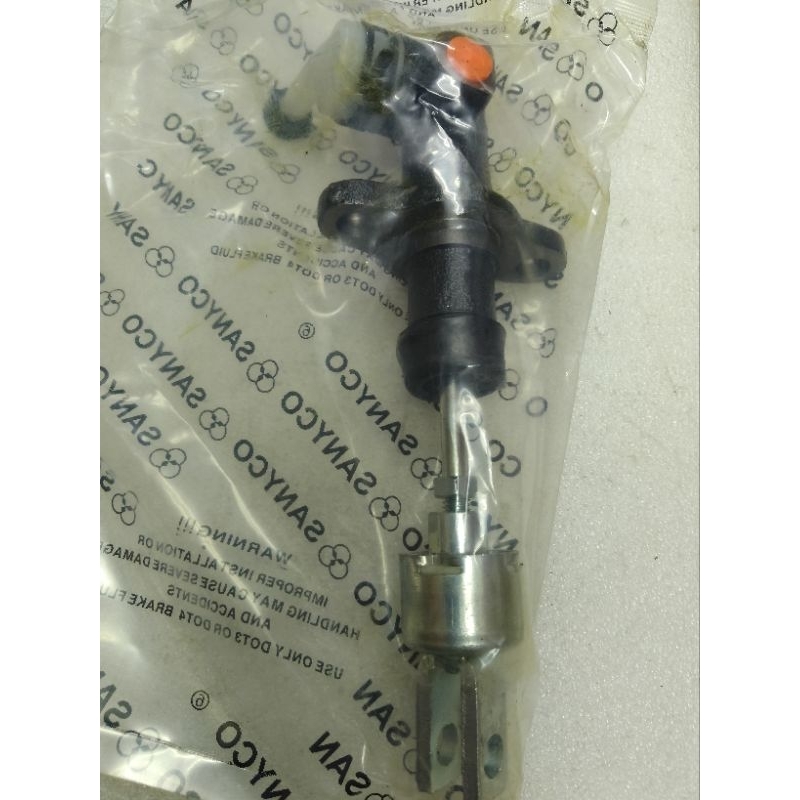 DAIHATSU DV99, DV57 CLUTCH MASTER PUMP 
(31410-87323)