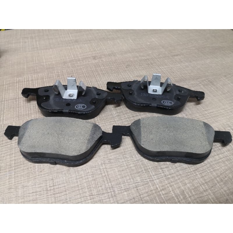 Ford Focus Kuga MK2 MK3 TDCi Sport Titanium+ ผ้าเบรคหน้าหลังคุณภาพสูง