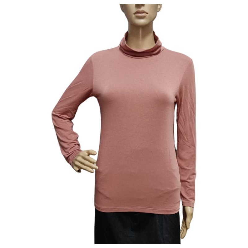 BMT2045 - (M) UNIQLO HEATTECH เสื้อคอ TURTLE ที่อบอุ่นพิเศษ