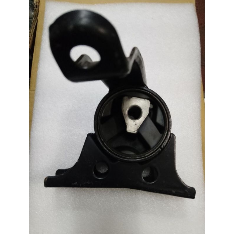 HOUNDAI MATRIX 1.6,1.8CC RIGHT ENGINE MOUNTING (21810-17200)-1PC