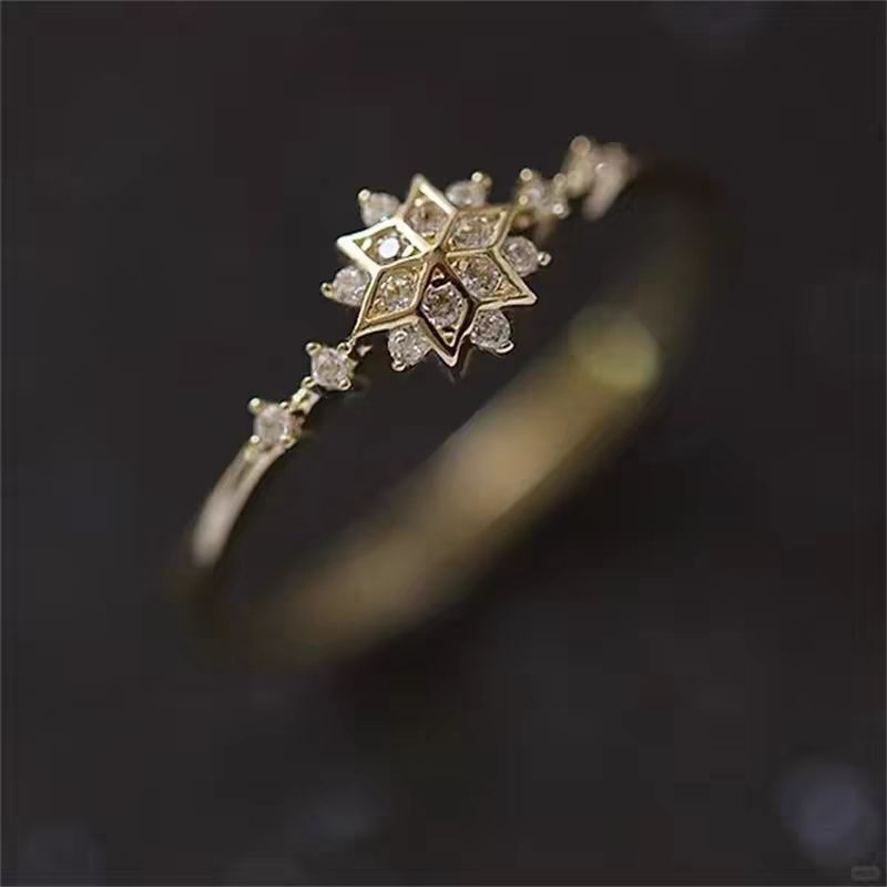 รักและช่องว่าง DEEPACE LAD ZAYNE INSPIRED SNOWFLAKE RING REI LISHEN