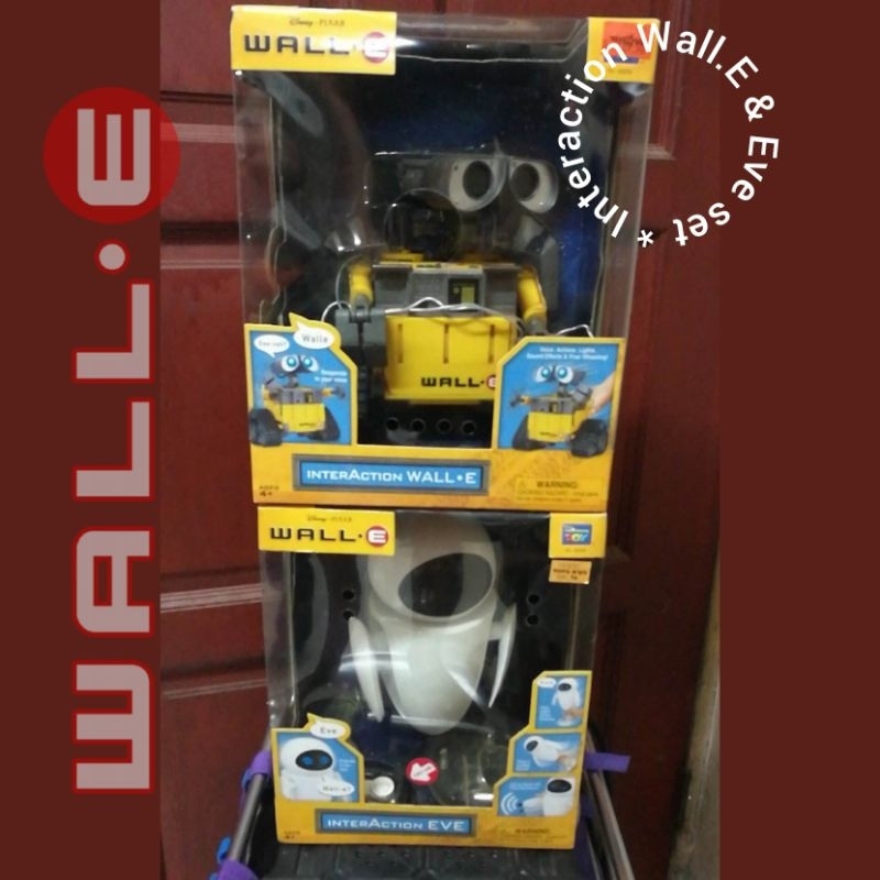 Disney Pixar Wall·E: Interactive Wall·E และ Eve (ชุด 2 ชิ้น) -