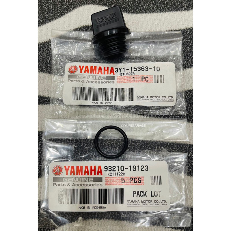 [3Y1-15363-01] YAMAHA RXZ Y125ZR ENGINE OIL CAP 4T ฝาครอบน้ํามันสีดํา DIVIDER