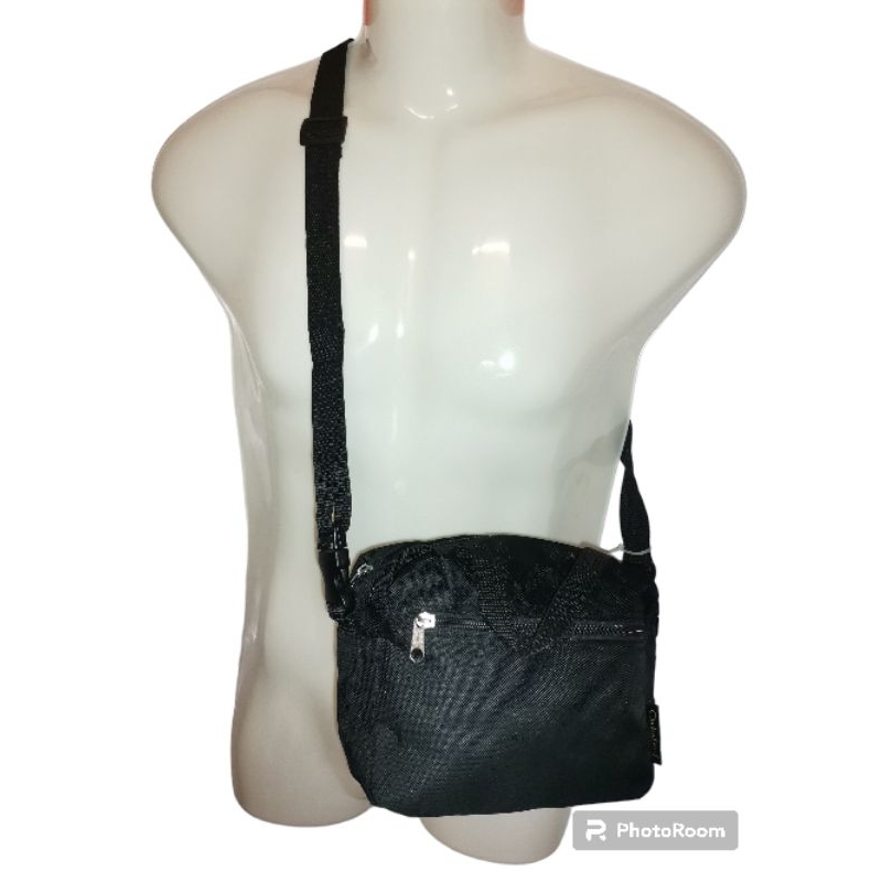 กระเป๋าสะพาย OAKSLEAF ONWARD