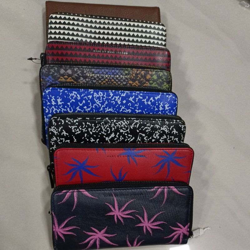 สุ่มรายการที่ RM150*