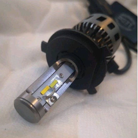 C6 P7 H4 ไฟหน้า LED [ 2 สี] 60W 5800LM 1 ชิ้น