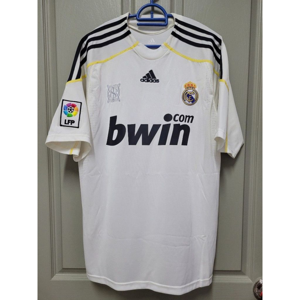 ADIDAS เสื้อกีฬาแขนสั้น ลายทีม Real Madrid 2009/10