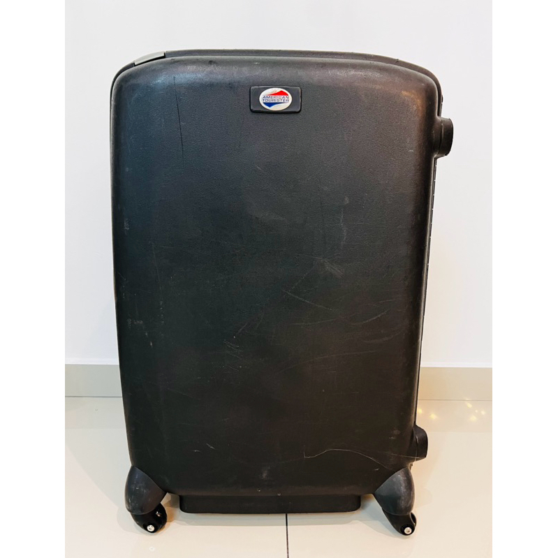กระเป๋าเดินทาง Tourister Hard Case