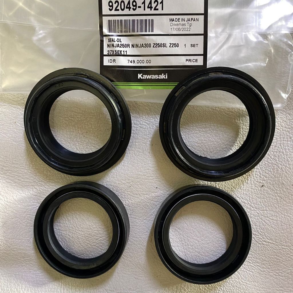 37-50-1.1 รถจักรยานยนต์ด้านหน้า FORK DAMPER ซีลน้ํามันชุดสําหรับ NINJA250R NINJA300 Z250SL Z250