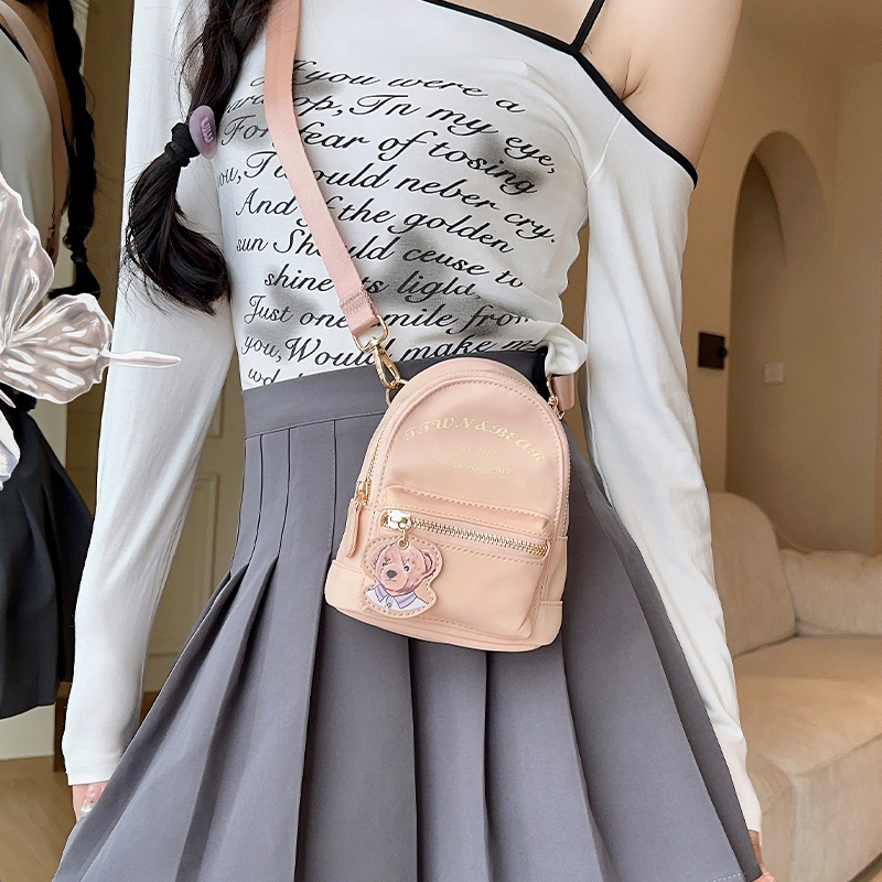 TTWN BEAR Nylon Crossbody Bag Everyday Pooh Nylon Cloth Crossbody Bag