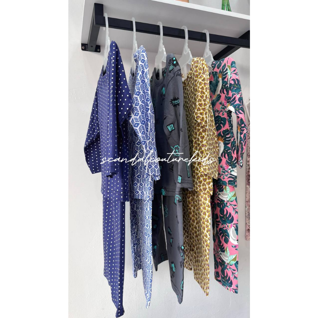 เด็กผู้หญิง PYJAMAS แขนยาว