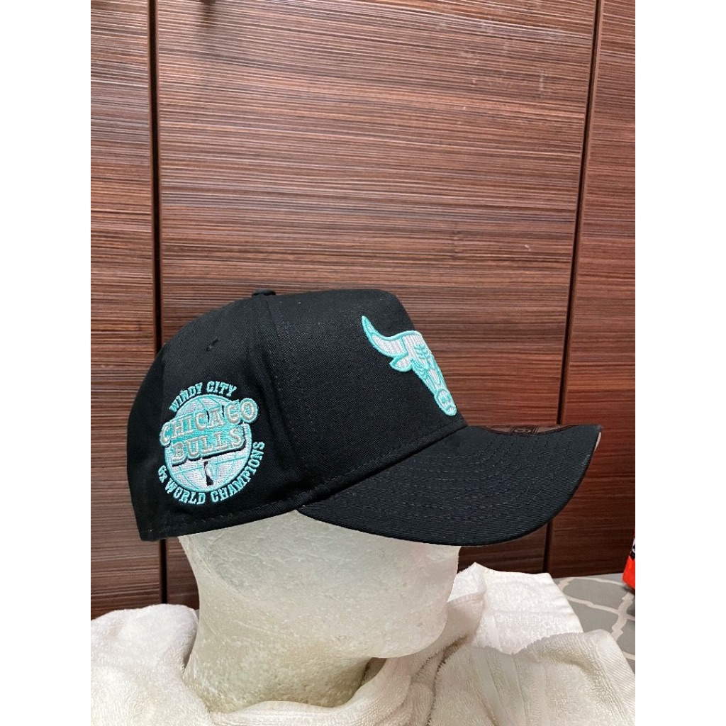 New Era 9 Forty A Aqua Chicago Bulls Windy City 6X หมวกสีดํา