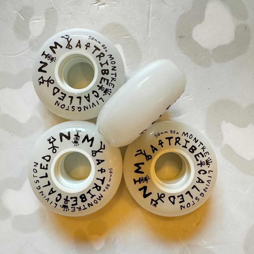 WIN - Montre Livingstone สีดํา 58 มม./88a ล้ออินไลน์สเก็ต Aggressive