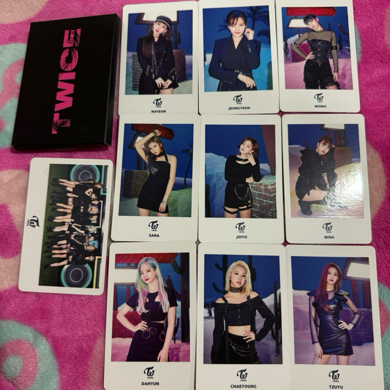 การ์ดอย่างเป็นทางการของ TWICE Breakthrough Japan