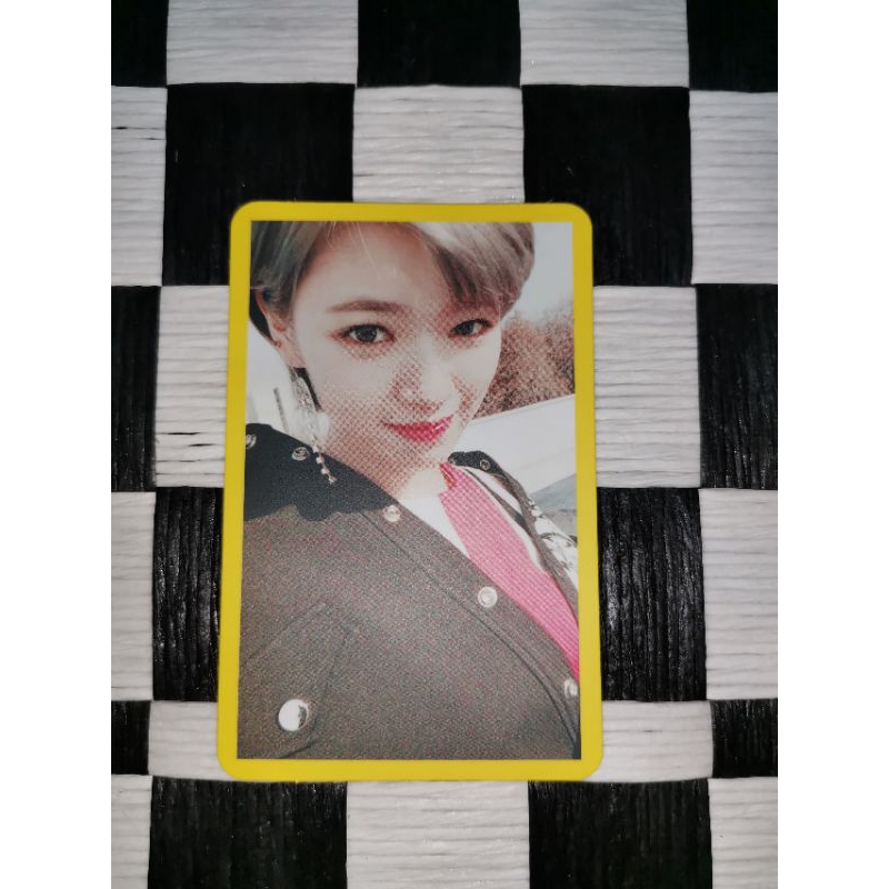 TWICE OFFICIAL PHOTOCARD JEONGYEON/ CHAEYOUNG