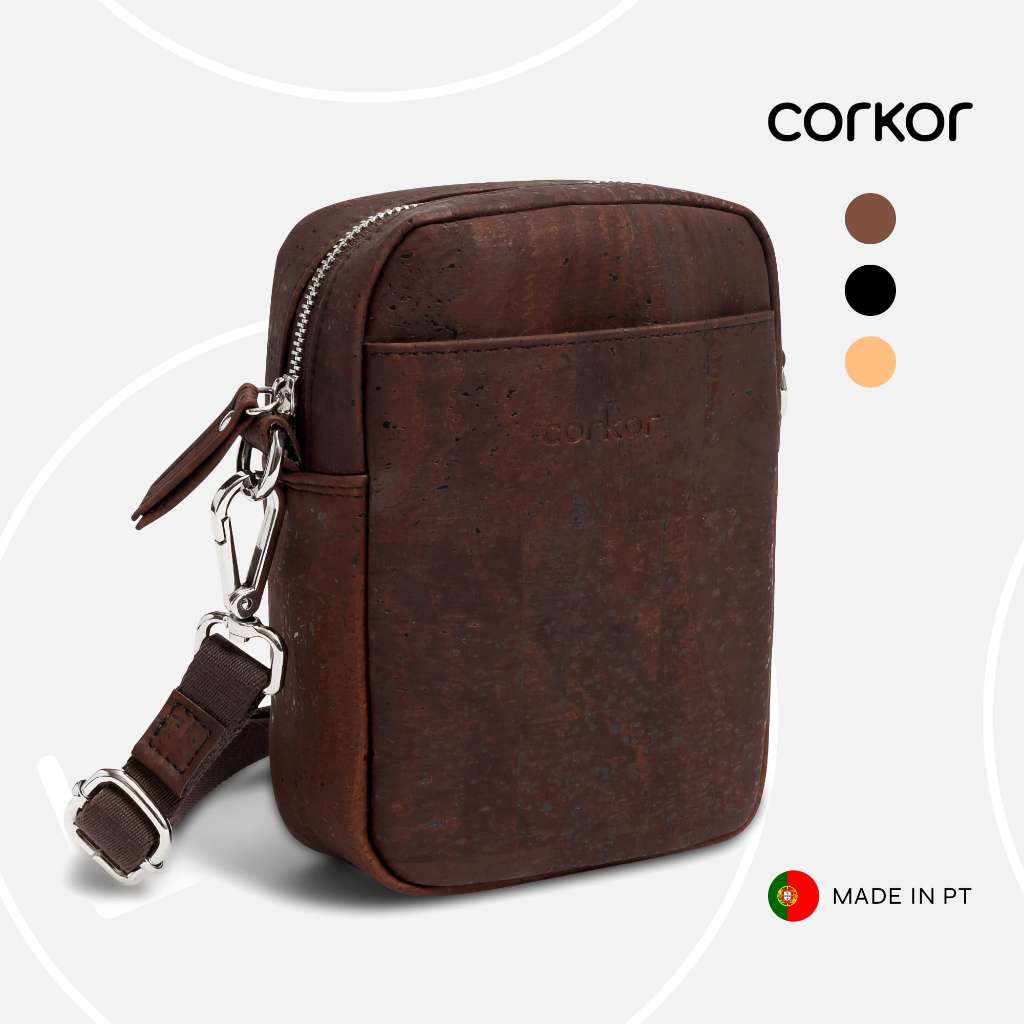 กระเป๋าสะพายข้าง Corkor Vegan Cork แนวตั้ง สีน้ําตาลเข้ม | Leather Sling Bag Man Beg Silang Leather 