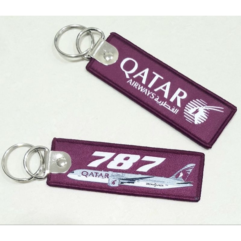 พวงกุญแจ Qatar Airways Boeing B787 Dreamliner ผ้าทอ