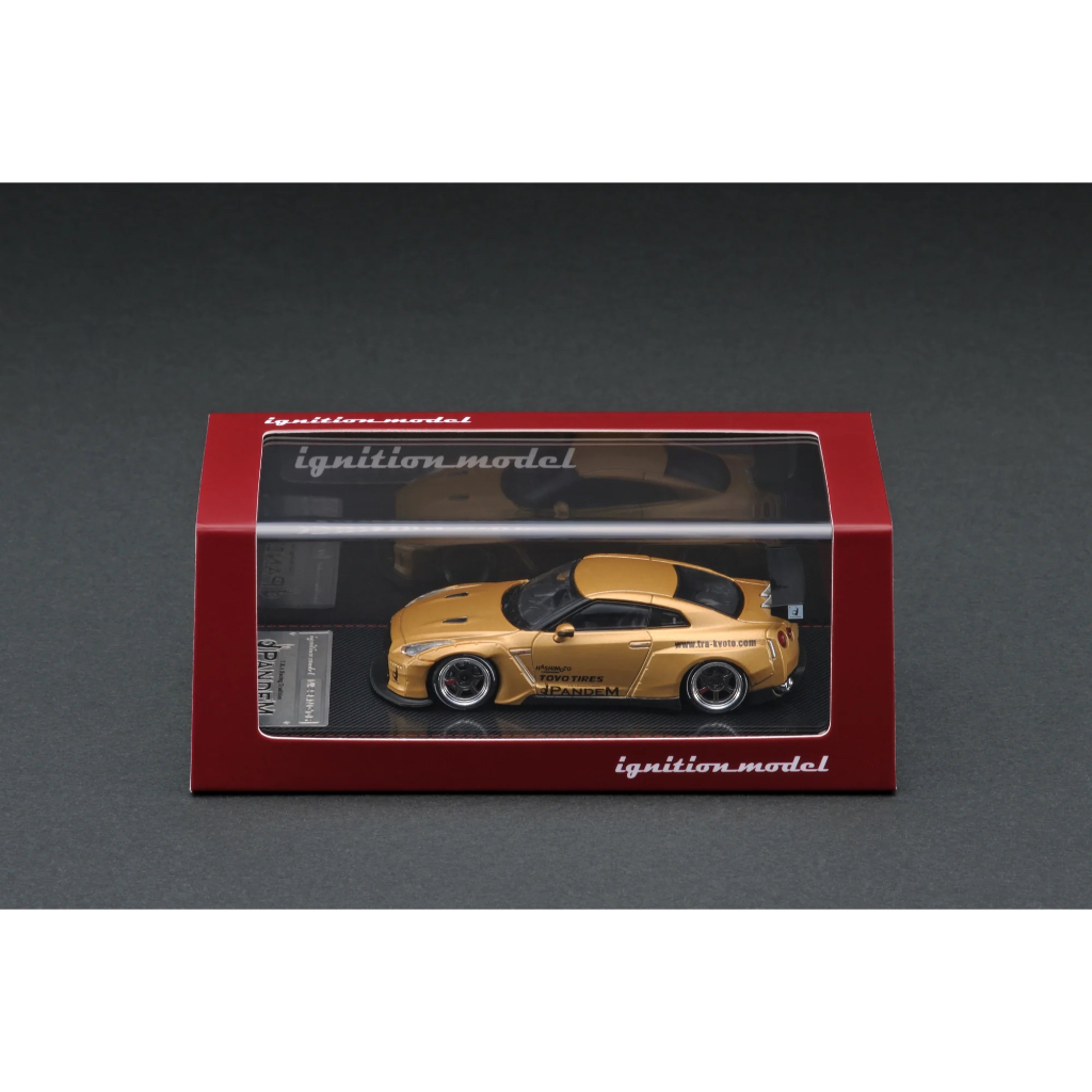 IGNITION MODEL 1/64 1744 PANDEM R35 GT-R GOLD