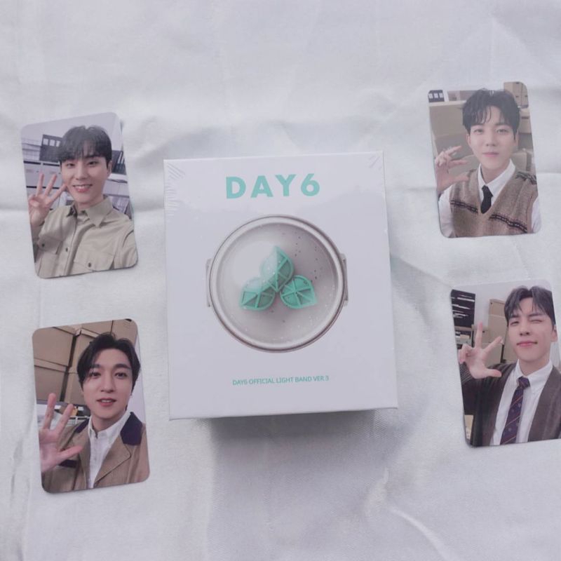 Day6 DAY 6 LIGHT BAND VER 3 อย ่ างเป ็ นทางการ