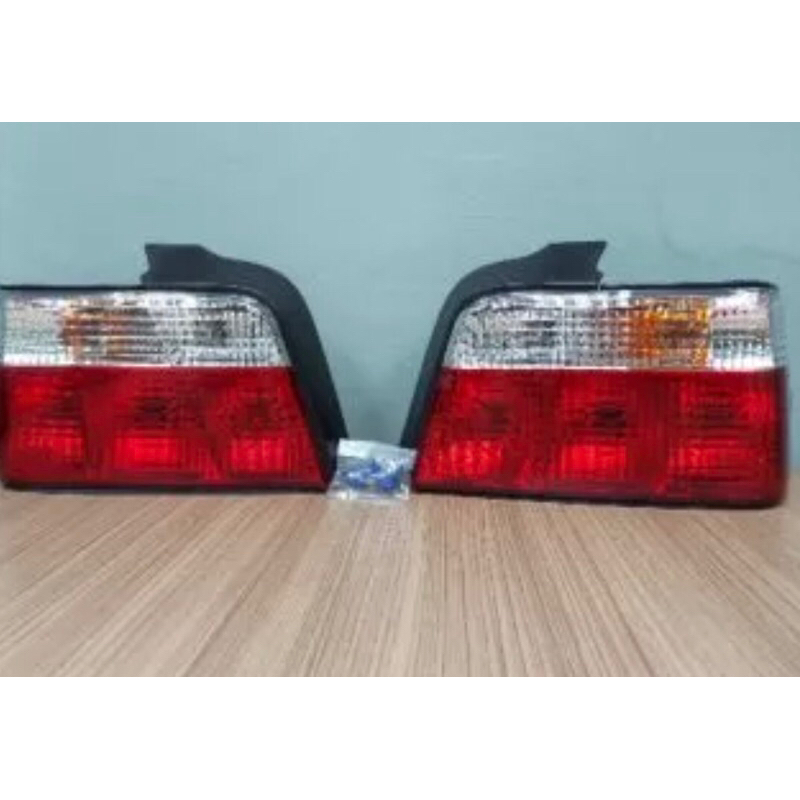 BMW E36 3 Series 1992-998 Crystal Clear Sedan 4ประตูไฟท้ายโคมไฟ