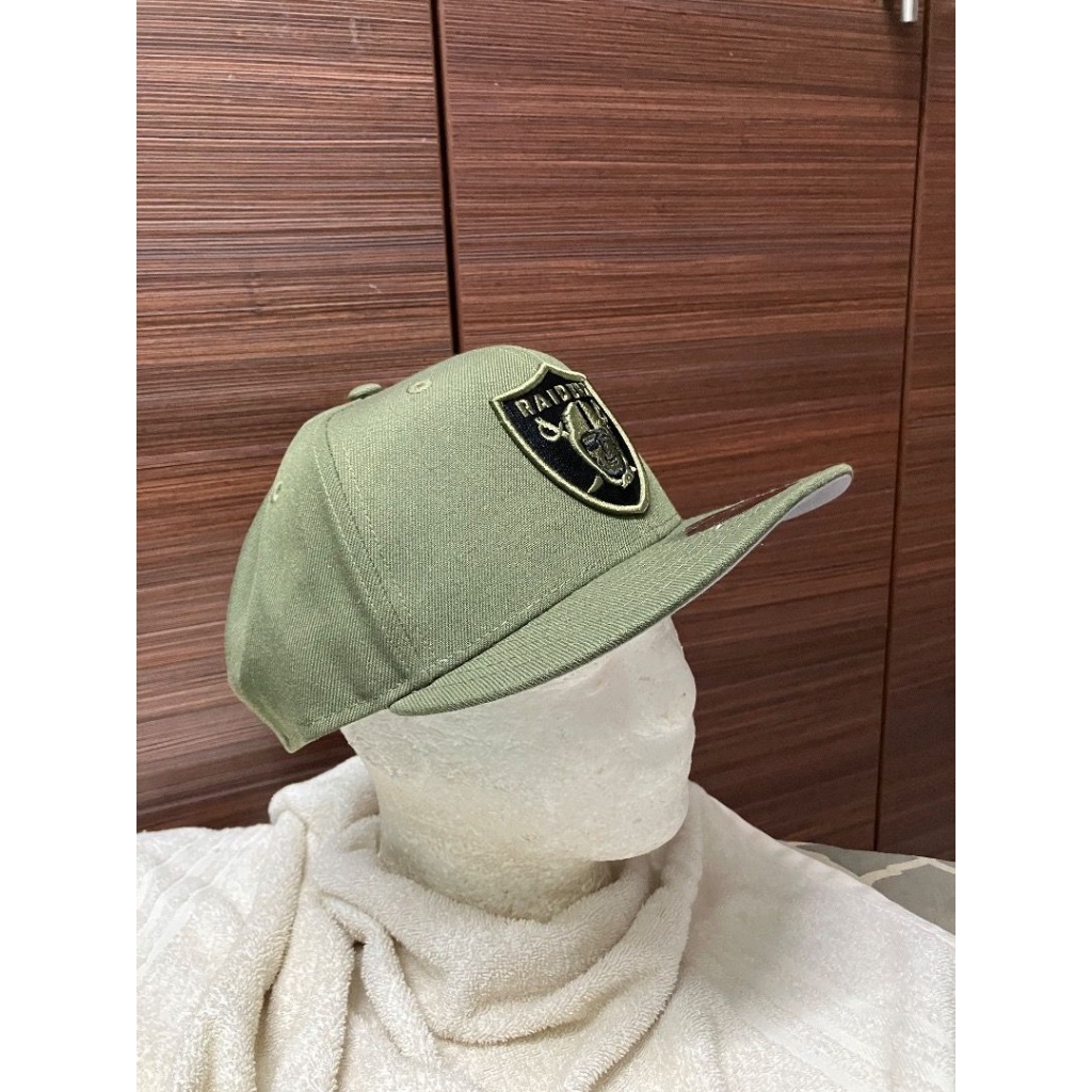 NE 9 Fifty High Crown LA Raiders Olive Cap หมวกเบสบอล Snapback ปรับได้