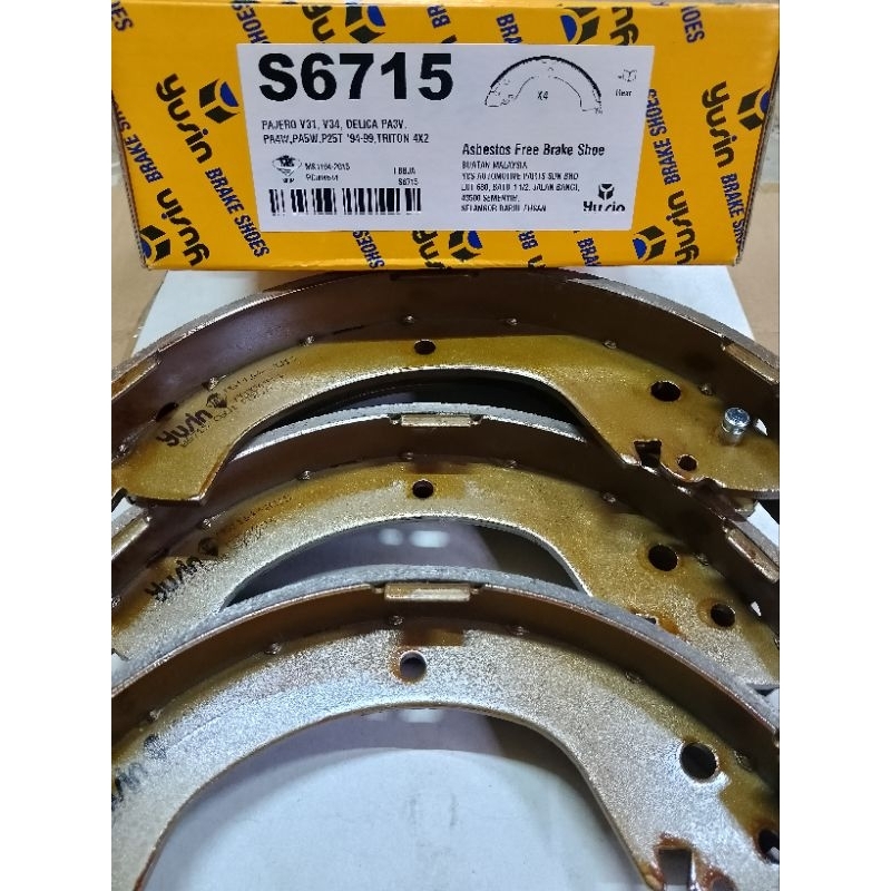 PAJERO V31, V34, DELICA PASV PAAW PASW.P25T 194-99, TRITON 4X2 BREAK SHOES 
(S-6715)