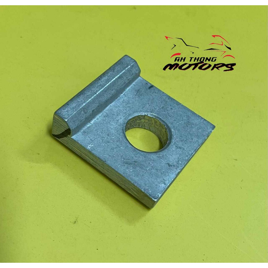 Yamaha R15 V4 Puller Chain (1 ชิ้น) (Kiri/Kan Sama Yamaha (ไม่ใช่สําเนา) 1CK-F5388-00