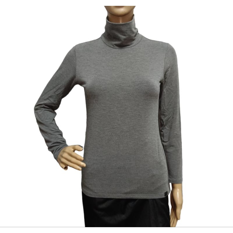 BMT2044 - (M) UNIQLO HEATTECH เสื้อคอ TURTLE ที่อบอุ่นพิเศษ