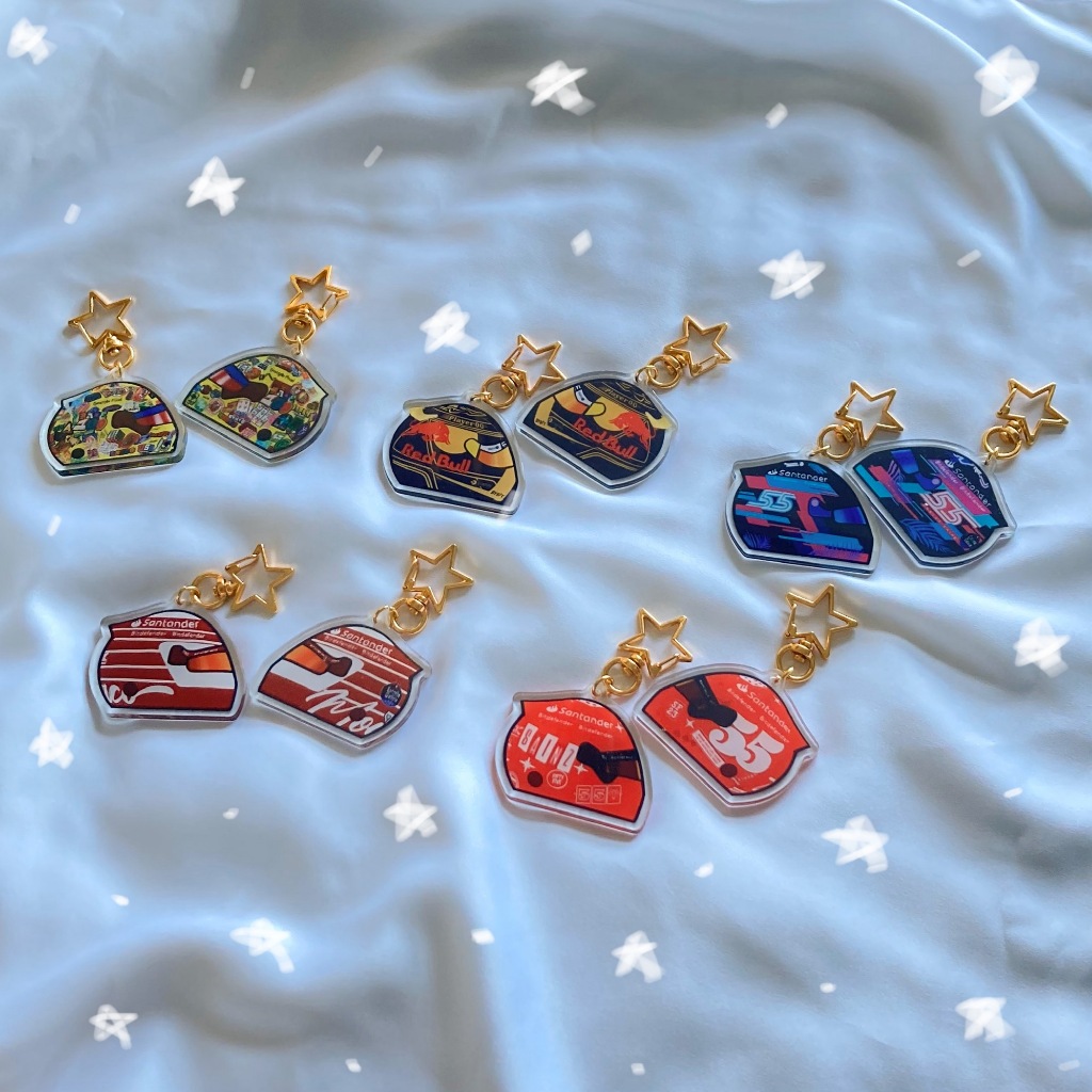 [CLEARANCE] F1/Formula 1 หมวกกันน็อคไดรเวอร์รุ่นพิเศษสองด้านพวงกุญแจอะคริลิค 5 ซม.