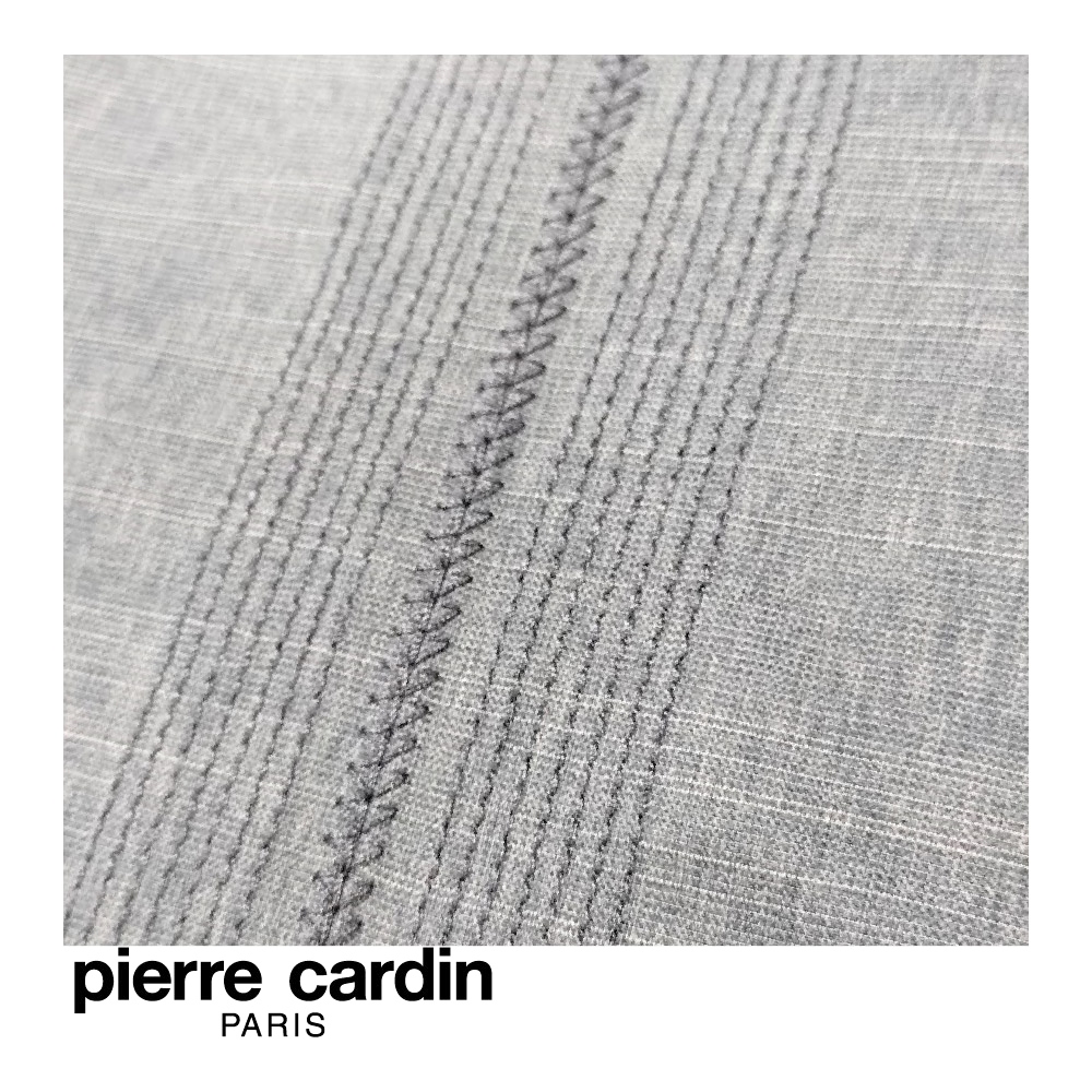 Pierre Cardin เสื้อเชิ้ตแขนสั้น ปักลาย สีเทา สําหรับผู้ชาย W4105B-11441