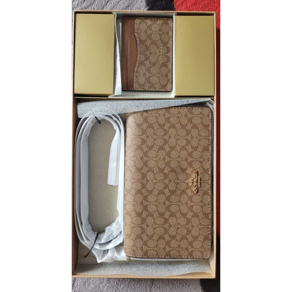 ซื้อตอนนี้!! Coach Anna Foldover Clutch Crossbody And Card Case Set In Signature Canvas (CE879) + Bo