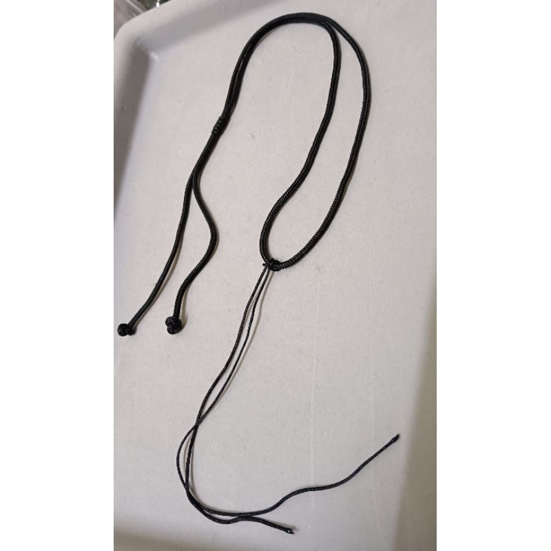 [VCC] สร้อยคอเชือก**