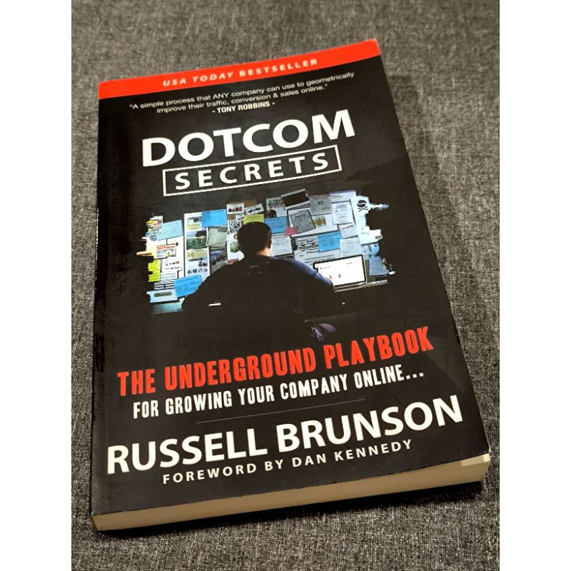 Dotcom Secrets The Underground Playbook สําหรับปลูกบริษัทของคุณออนไลน์หนังสือ Russell Brunson