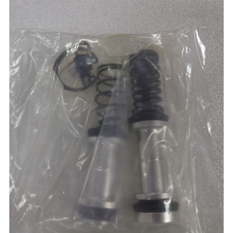 MITSUBISHI DELICA L300, PO2V1986" ชุดปั๊มเบรกหลัก (MB-587109)