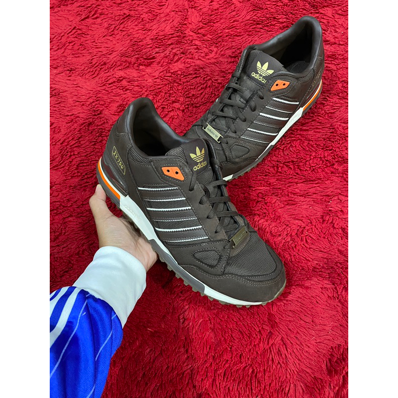 รองเท้า ADIDAS ZX750 LINDOR ขนาด 9UK
